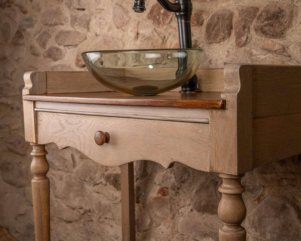 Meuble vasque en bois massif de style Louis-Philippe