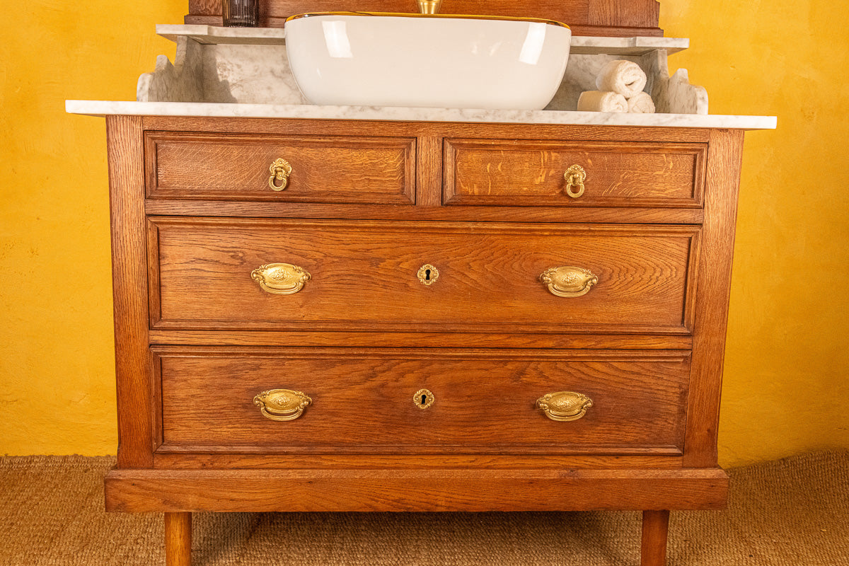 Meuble vasque avec miroir éclairant en bois et marbre