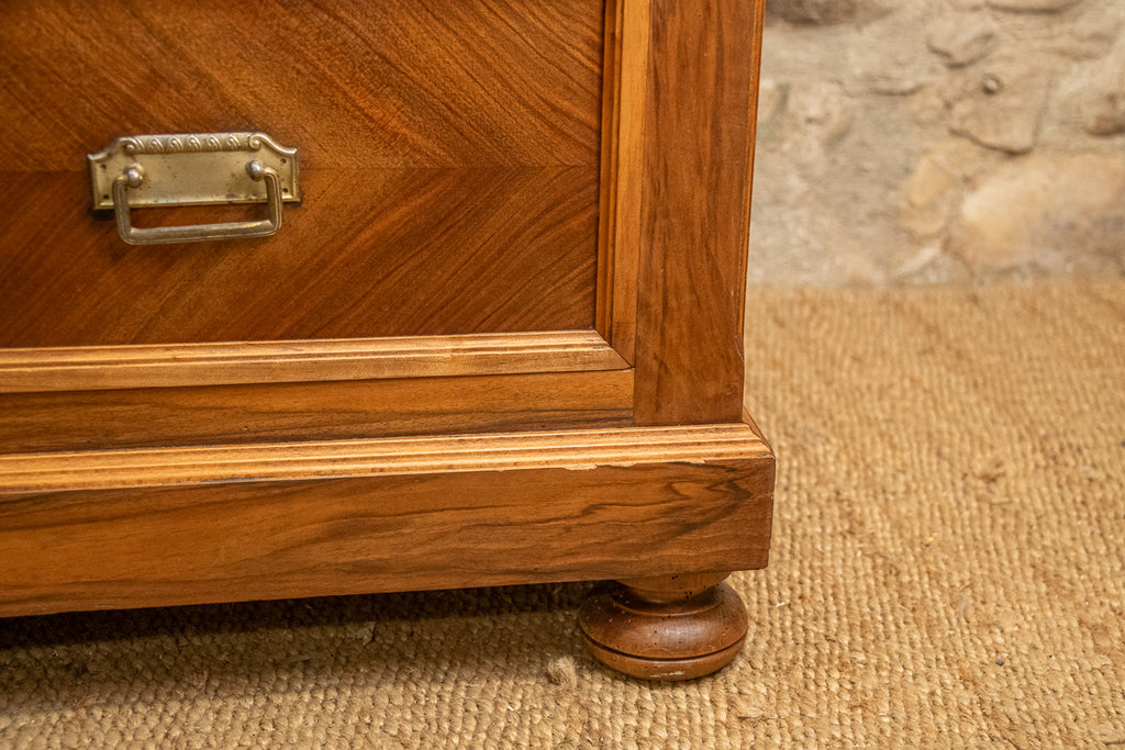 Meuble sous vasque ancien de 1928 en bois et marbre avec miroir éclairant