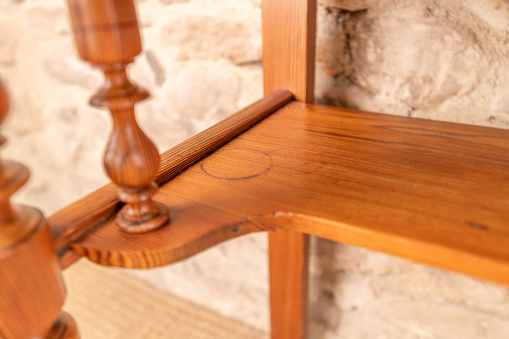Meuble vasque ancien en pitchpin massif & plateau en marbre blanc