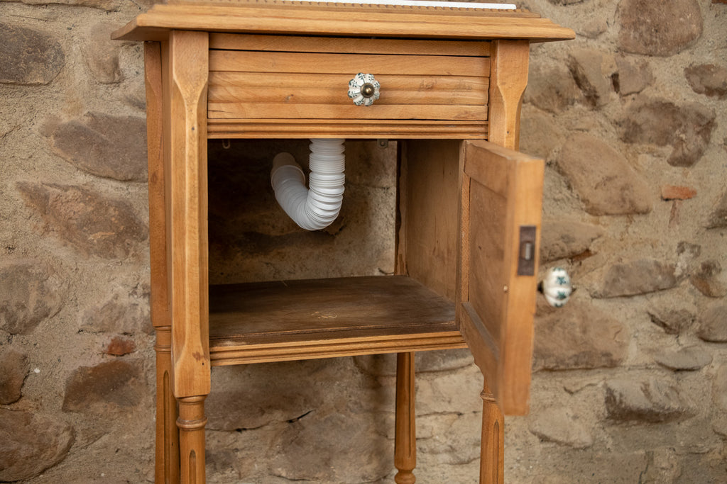 Lave-mains ancien et bois et marbre blanc